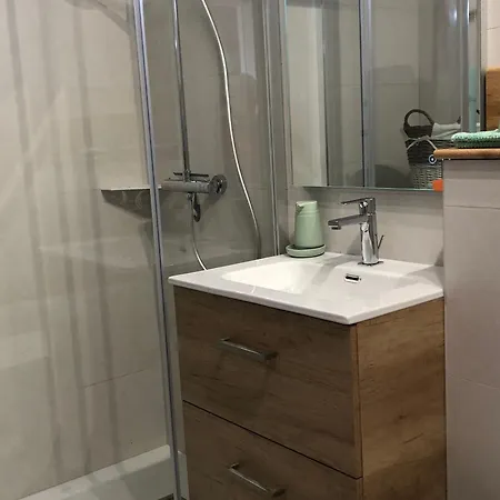 Rénové à Deux Pas De La Des Lutins - Terrasse Privée, Parking Et Animaux Acceptés - Fr-1-426-515 Apartamento